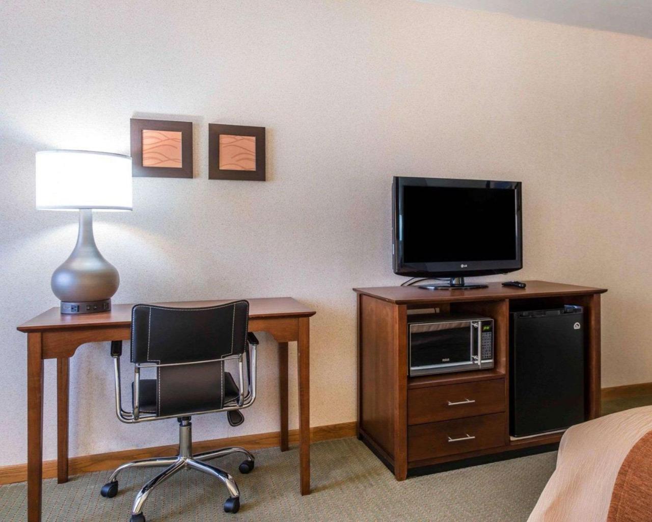 Comfort Inn Салида Екстериор снимка