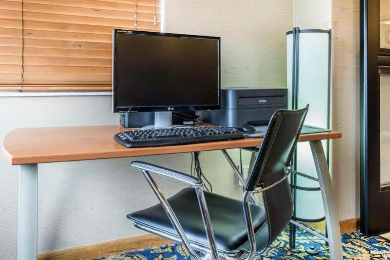 Comfort Inn Салида Екстериор снимка